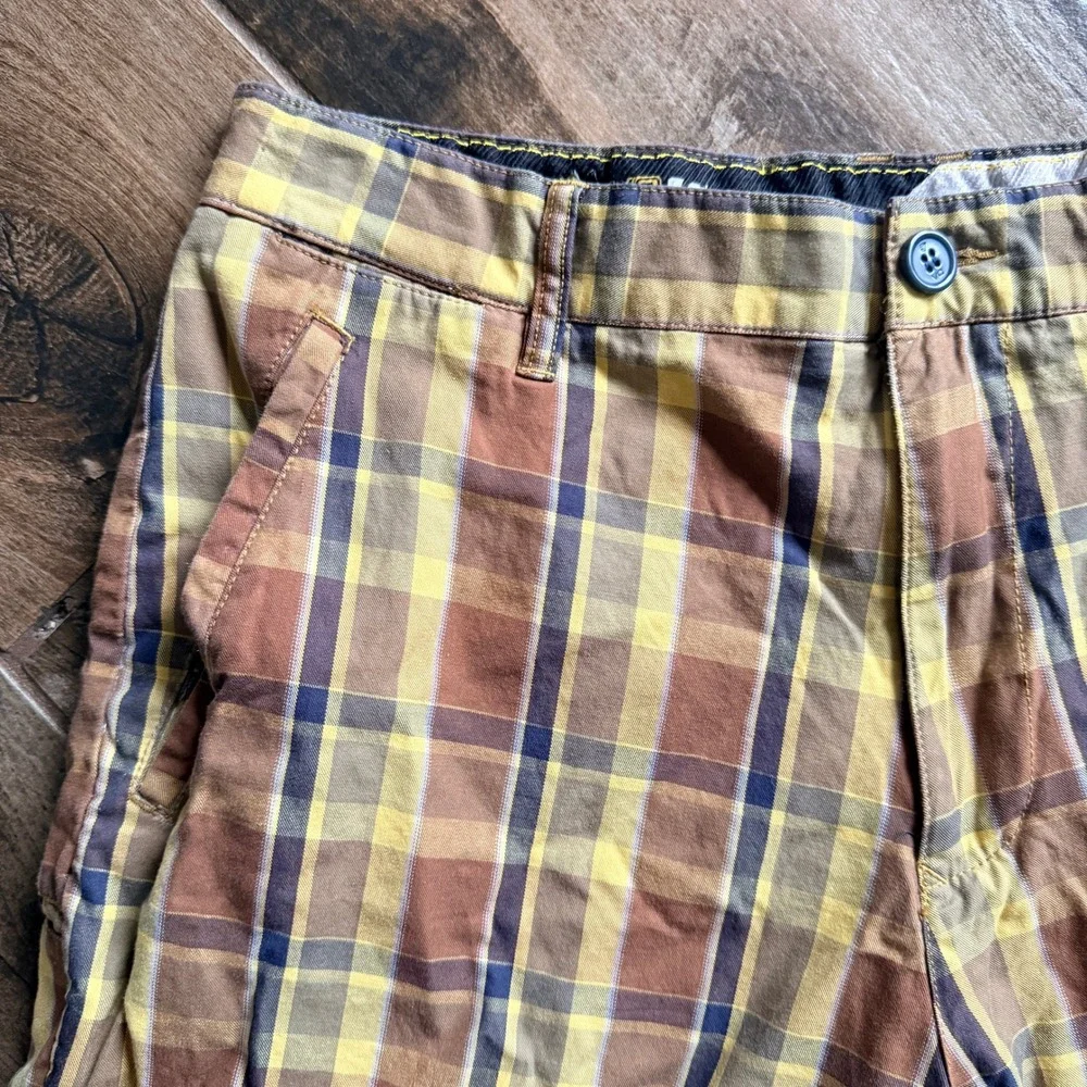 Volcom Men's Vintage Gillford Plaid Chino Skater Shorts,‎ Yellow Brown, 36